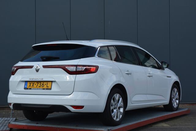 Renault MEGANE Estate 1.3 TCe Limited