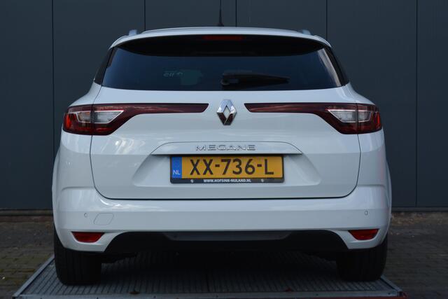 Renault MEGANE Estate 1.3 TCe Limited