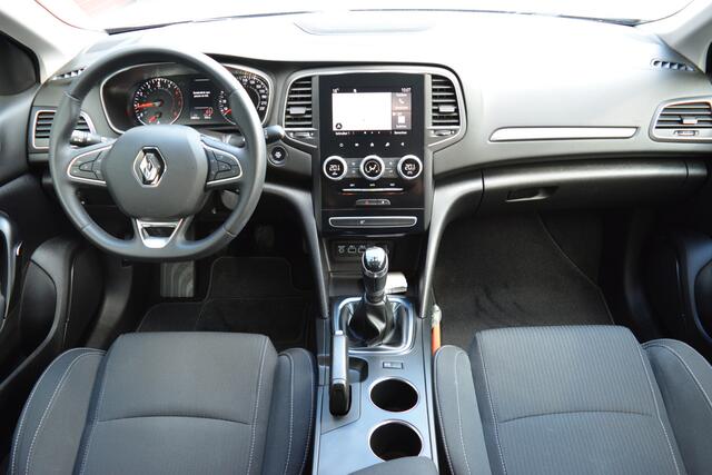 Renault MEGANE Estate 1.0 TCe Zen