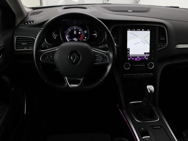 Renault MEGANE 1.5 dCi Bose | Panoramadak | Head-Up | Massage | Adaptive cruise | Carplay | Trekhaak | Keyless | Full LED | Camera | Navigatie | Dodehoek detectie | Climate control