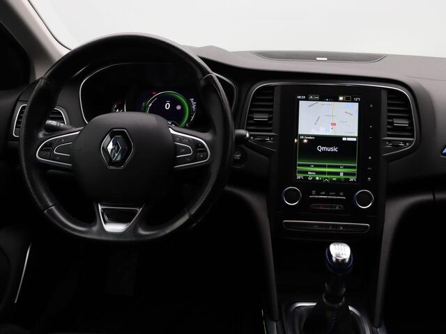 Renault MEGANE Estate TCe 140pk GT-Line | BOSE audio | Sportstoelen | Achteruitrijcamera |