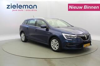 renault-megane-1.6-e-tech-plug-in-h