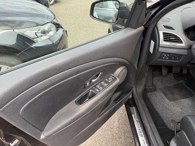 Renault MEGANE Estate 1.5 dCi Limited