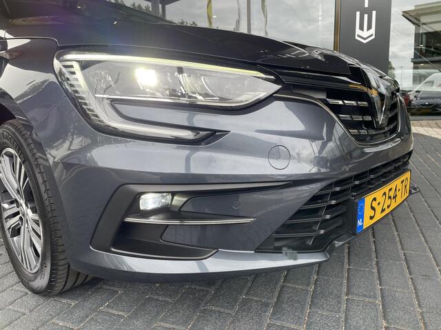 Renault MEGANE Estate 1.6 E-Tech Plug-In Hybrid 160 Intens AUTOMAAT / NAVIGATIE / TREKHAAK/ PDC