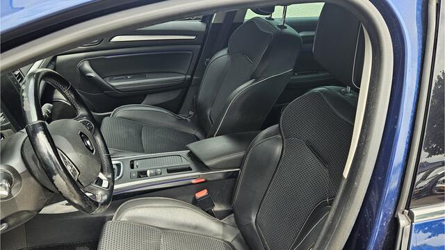 Renault MEGANE Estate 1.2 TCe Bose + MASSAGE + PURE LED + ADAPT CRUISE