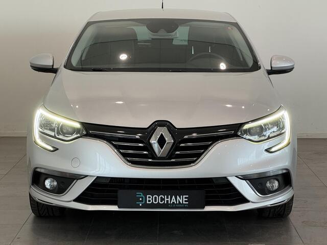 Renault MEGANE 1.3 TCe 140 Bose | Apple Carplay/Android Auto | Parkeersensoren voor, achter en achteruitrijcamera