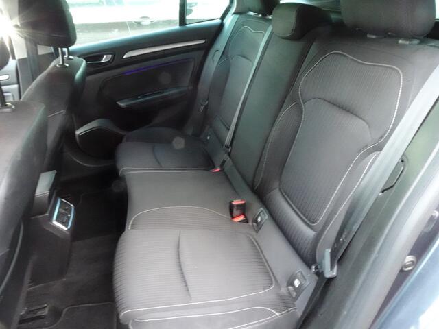 Renault MEGANE Estate 1.3 TCe Bose