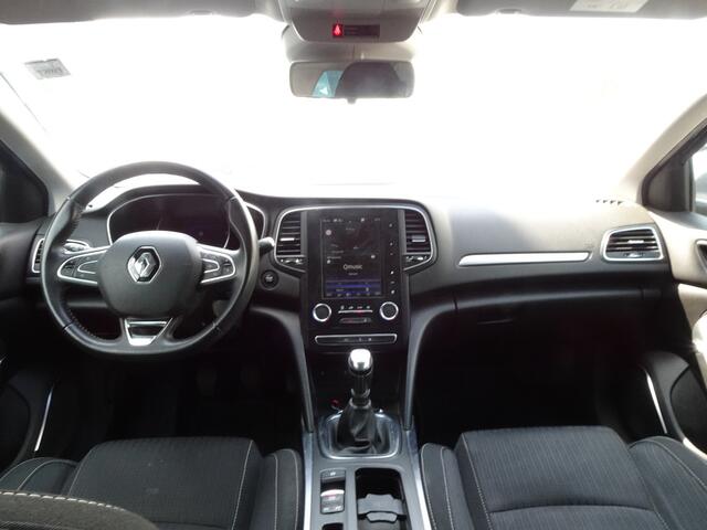 Renault MEGANE Estate 1.3 TCe Bose