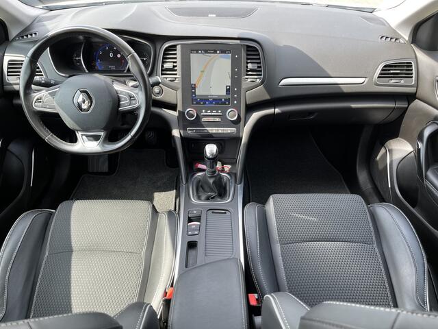Renault MEGANE Estate 1.3 TCe 140 PK Bose /Dealer onderhouden/ Stoelverw. / Camera / Keyless / PDC V+A / Climate / Apple Carplay - Android Auto / 17'' LMV /