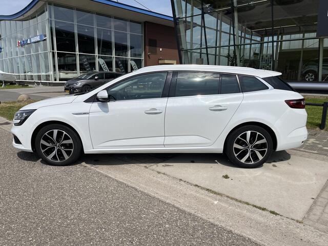 Renault MEGANE Estate 1.3 TCe 140 PK Bose /Dealer onderhouden/ Stoelverw. / Camera / Keyless / PDC V+A / Climate / Apple Carplay - Android Auto / 17'' LMV /