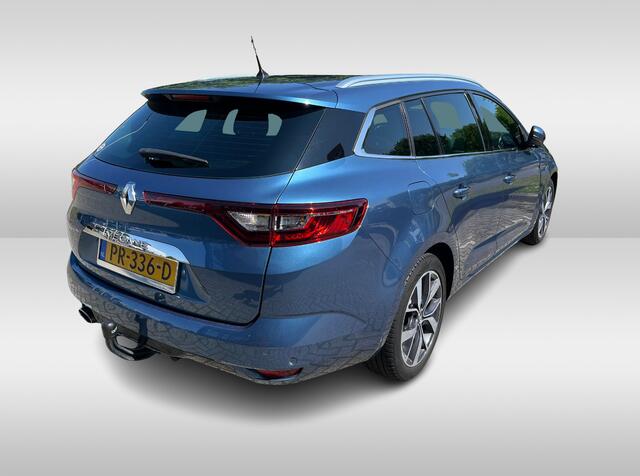 Renault MEGANE Estate 1.2 TCe Bose / Trekhaak / Camera / Navigatie / Bose / 17'' / Half leder / Keyless / Dodehoek / DAB / Cruise Control