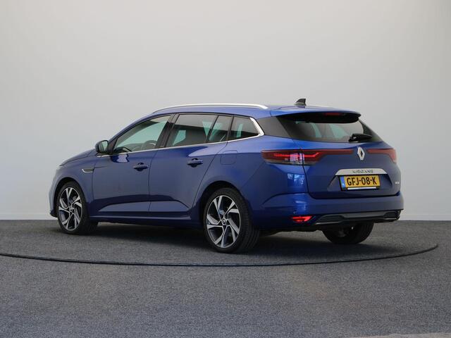 Renault MEGANE Estate 1.6 E-Tech Plug-In Hybrid 160 R.S. Line | Stoelverwarming | Achteruitrijcamera | Parkeersensoren voor/achter | Climate control | Headup display | BOSE audio |