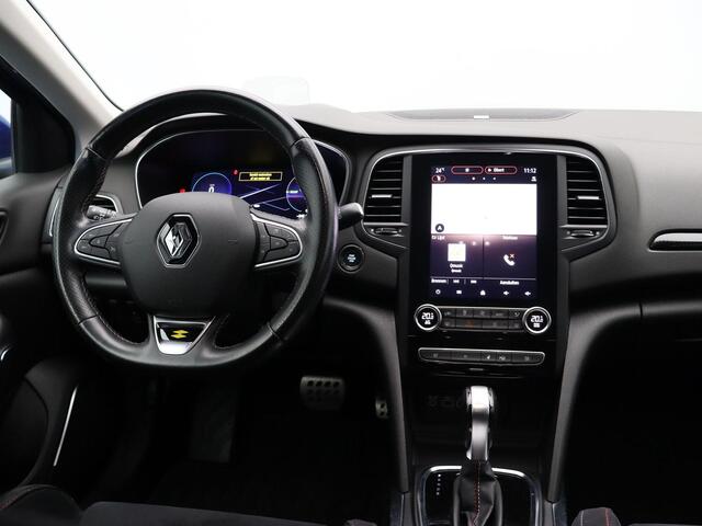 Renault MEGANE Estate 1.6 E-Tech Plug-In Hybrid 160 R.S. Line | Stoelverwarming | Achteruitrijcamera | Parkeersensoren voor/achter | Climate control | Headup display | BOSE audio |