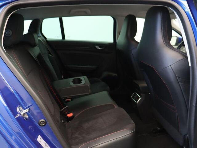 Renault MEGANE Estate 1.6 E-Tech Plug-In Hybrid 160 R.S. Line | Stoelverwarming | Achteruitrijcamera | Parkeersensoren voor/achter | Climate control | Headup display | BOSE audio |