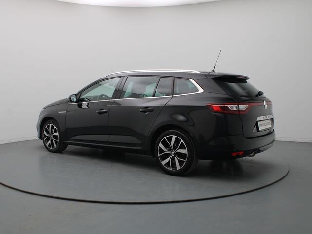 Renault MEGANE Estate 140pk TCe Bose BOSE | Camera | Cruise | Navi | Parkeersens. v+a