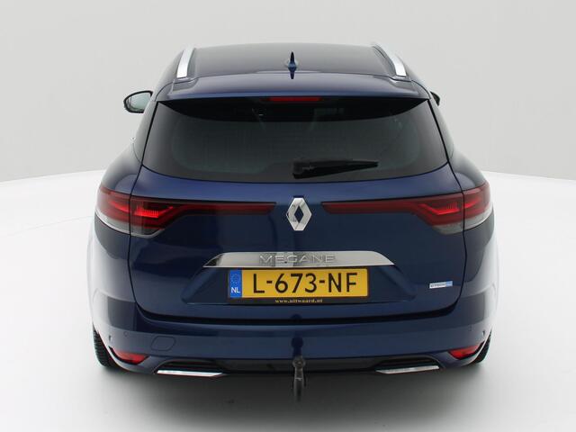 Renault MEGANE Estate 1.6 E-Tech Plug-In Hybrid 160 Intens Camera /navi