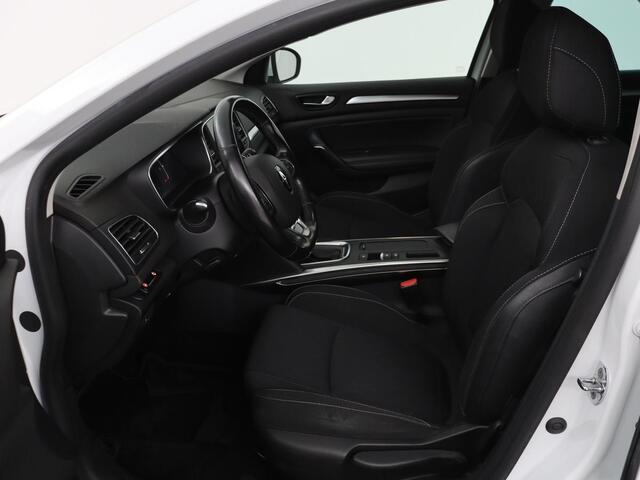 Renault MEGANE 1.3 TCe Intens | Automaat | Carplay | Full LED | Navigatie | Cruise control | Climate control | Parkeerhulp | Keyless | DAB | Getint glas