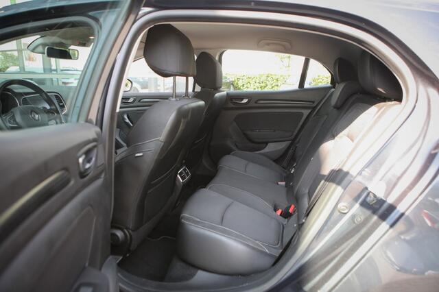 Renault MEGANE 1.2 TCe Bose