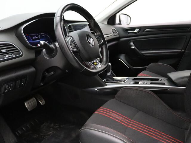 Renault MEGANE Estate E-Tech Plug-In Hybrid 160pk R.S. Line BOSE | Head-Up | Camera | Cruise | Parkeersens. v+a | Stoelverw.