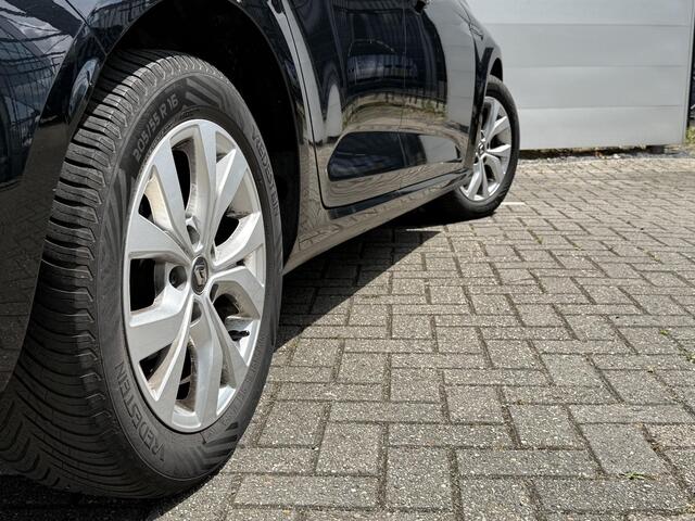 Renault MEGANE Estate 1.3 TCe Limited (Trekhaak 1700KG!!) Parkeerhulp | Navigatie | NL Auto