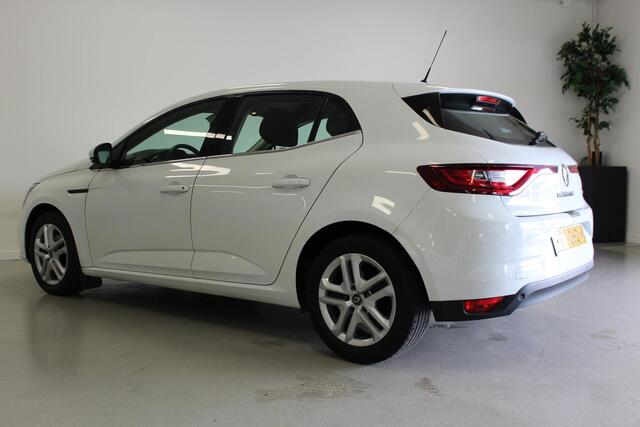 Renault MEGANE 1.5 dCi Eco2 Zen | NL-AUTO+N.A.P! | CLIMA | PDC-A | NAVIGATIE | DAB-RADIO | CRUISE | LED |