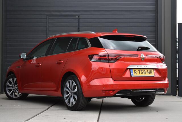 Renault MEGANE Estate TCe 140 EDC Intens | AUTOMAAT | CAMERA | STUUR/STOELVERWARMING | NAVI | HUD | APPLECARPLAY/ANDROIDAUTO | ADAPT. CRUISE CONTROL | CLIMATE CONTROL | PDC | LMV