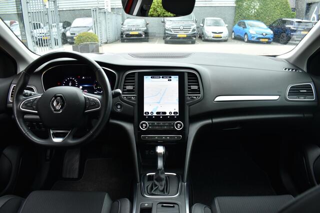 Renault MEGANE Estate TCe 140 EDC Intens | AUTOMAAT | CAMERA | STUUR/STOELVERWARMING | NAVI | HUD | APPLECARPLAY/ANDROIDAUTO | ADAPT. CRUISE CONTROL | CLIMATE CONTROL | PDC | LMV