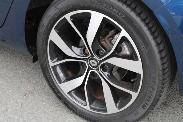 Renault MEGANE Estate 1.3 TCe Bose | BLIND SPOT | CAMERA | PARKEERSENSOREN V+A | CLIMATE CONTROL | CRUISE CONTROL | APPLE CARPLAY