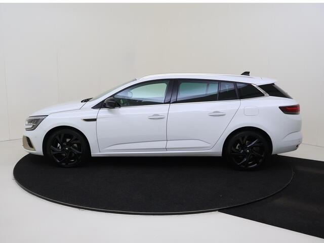 Renault MEGANE Estate 1.6 E-Tech Plug-In Hybrid 160 E-Tech Engineered | Carplay | Achteruitrijcamera | Adaptive Cruise Control | Navigatie | Stoelverwarming | Keyless