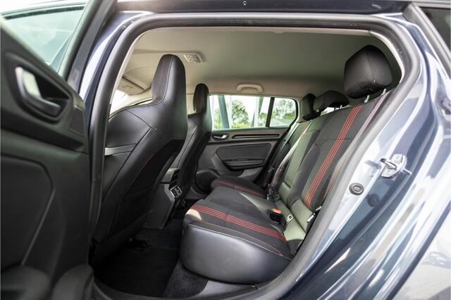 Renault MEGANE Estate 1.6 E-Tech Plug-In Hybrid R.S. Line | Head-up | Camera | LED