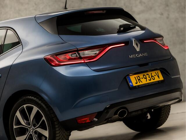 Renault MEGANE 1.2 TCe Bose (VIRTUAL COCKPIT, GROOT NAVI, BOSE AUDIO, CLIMATE, GETINT GLAS, LEDER, SPORTSTOELEN, TREKHAAK, PARKEERSENSOREN, CRUISE, NIEUWSTAAT)