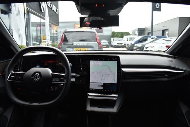 Renault MEGANE E-Tech EV60 Optimum Charge Iconic | HARMANKARDON | 360 CAMERA | STUUR/STOELVERWARMING | NAVI | APPLECARPLAY/ANDROIDAUTO | ALL-SEASONBANDEN | LEDER | CRUISE CONTROL | CLIMATE CONTROL | PDC | LMV