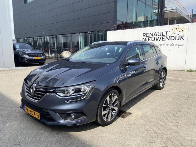 Renault MEGANE Estate 1.2 TCe Bose Navigatie/Cruise control/Climate control/Parkeersensoren/Achteruit rijcamera/Licht metalen velgen