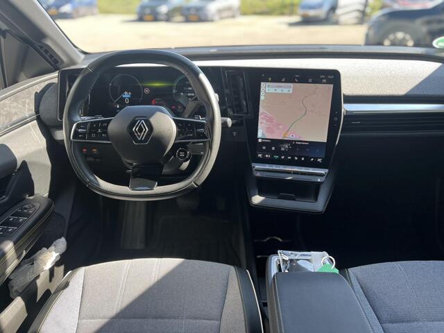 Renault MEGANE E-Tech EV60 Optimum Charge Techno | TREKHAAK | Stoel & stuur verwarming | Adaptieve Cruise Control | Warmtepomp | Navigatie groot | Achteruitrijcamera | Lichtmetaal 20'' | LED | DAB |
