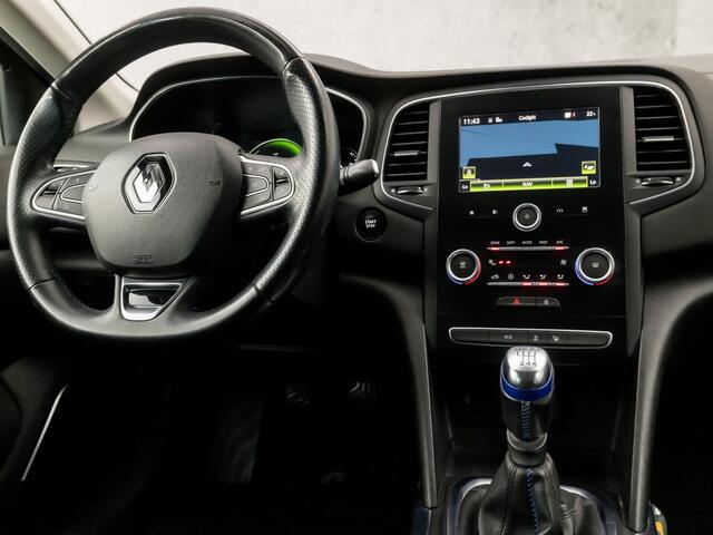 Renault MEGANE Estate 1.2 TCe GT-Line (APPLE CARPLAY, VIRTUAL COCKPIT, ALCANTARA, KUIPSTOELEN, CAMERA, GETINT GLAS, LED KOPLAMPEN, KEYLESS, NIEUWSTAAT)