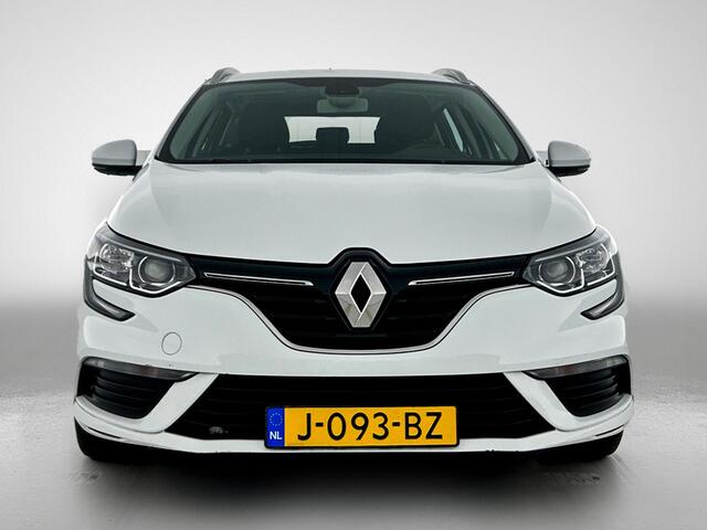 Renault MEGANE Estate 1.3 TCe 102PK Zen / Trekhaak / Cruise-ctr. / LMV / Navi / Airco / Apple carplay / Apk juli-26