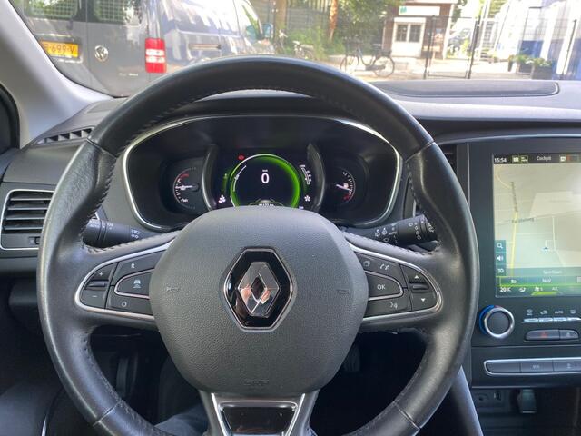 Renault MEGANE 1.3 TCE GT-LINE 140 PK / AIRCO-ECC / TREKHAAK / PDC / CRUIS CTR. / LMV