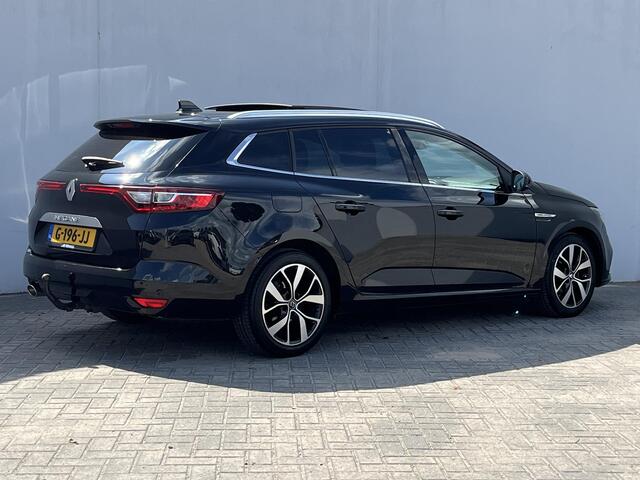 Renault MEGANE Estate 1.3 TCe 140 Bose / Trekhaak (Trekgewicht 1.700kg) / Elektrisch Glazen- Schuif en Kanteldak / Achteruitrijcamera / Apple Carplay & Android Auto / Cruise- en Climate Control / Keyless Entry & Start / Bose Premium Audio / Dodehoek Detectie