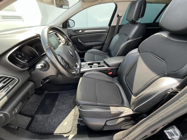 Renault MEGANE Estate 1.3 TCe 140 Bose / Trekhaak (Trekgewicht 1.700kg) / Elektrisch Glazen- Schuif en Kanteldak / Achteruitrijcamera / Apple Carplay & Android Auto / Cruise- en Climate Control / Keyless Entry & Start / Bose Premium Audio / Dodehoek Detectie