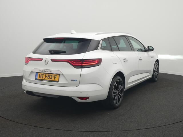 Renault MEGANE Estate 1.6 E-Tech Plug-In Hybrid 160 - RIJKLAARPRIJS - Achteruitrijcamera - All Seasonbanden - Cruise Control Adaptief