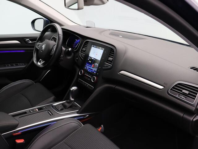 Renault MEGANE 1.3 TCe Bose | Trekhaak | HUD | Bose | LED | Dealer onderhouden | Grootscherm |