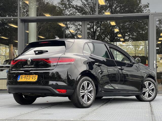 Renault MEGANE 1.3 TCe 140 EDC Intens | Navigatie | Automaat | Carplay | Parkeersensoren voor en achter |
