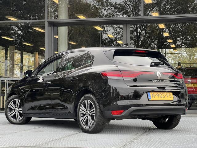 Renault MEGANE 1.3 TCe 140 EDC Intens | Navigatie | Automaat | Carplay | Parkeersensoren voor en achter |
