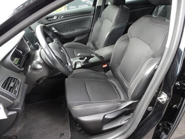 Renault MEGANE Estate 1.2 TCe Zen