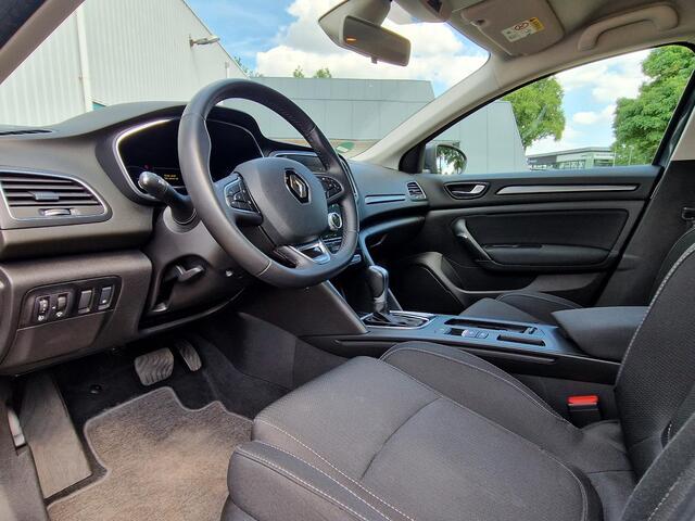 Renault MEGANE Estate 1.6 E-Tech Plug-In Hybrid 160 Business Zen / Dealer Onderhouden / Trekhaak / Navigatie / Apple Carplay & Android auto / Parkeersensoren / Climate Control /