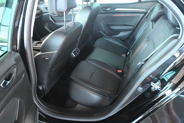 Renault MEGANE 1.2 TCe Bose ECC Cruise control Navigatie PDC Licht metaal Inruil mogelijk