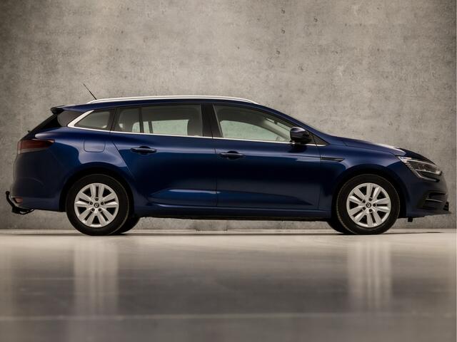 Renault MEGANE Estate 1.3 TCe Sport (APPLE CARPLAY, VIRTUAL COCKPIT, NAVIGATIE, CLIMATE, CAMERA, TREKHAAK, SPORTSTOELEN, PARKEERSENSOREN, KEYLESS, LED KOPLAMPEN, NIEUWSTAAT)