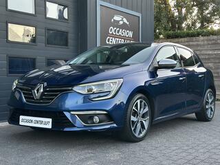 renault-megane-climate-cruise-contr