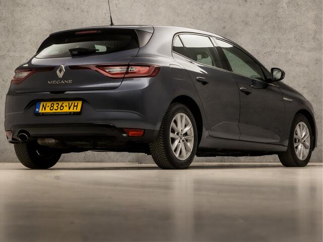 Renault MEGANE 1.2 TCe GT Sport (VIRTUAL COCKPIT, APPLE CARPLAY, NAVIGATIE, CLIMATE, LEDER, SPORTSTOELEN, GETINT GLAS, PARKEERSENSOREN, CRUISE, NIEUWSTAAT)