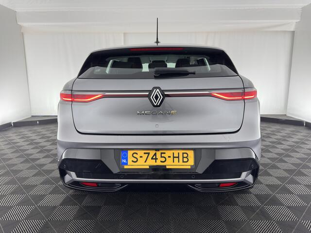 Renault MEGANE E-Tech EV60 Optimum Charge Evolution [ 3-Fase ] {SOH-92%} (INCL-BTW) Aut *FULL-LED | DIGI-COCKPIT | NAVI-FULLMAP | CAMERA | COMFORT-SEATS | KEYLESS | ECC | PDC | CRUISE | DAB | CARPLAY | SHIFT-PADDLES | LANE-ASSIST | 18''ALU*